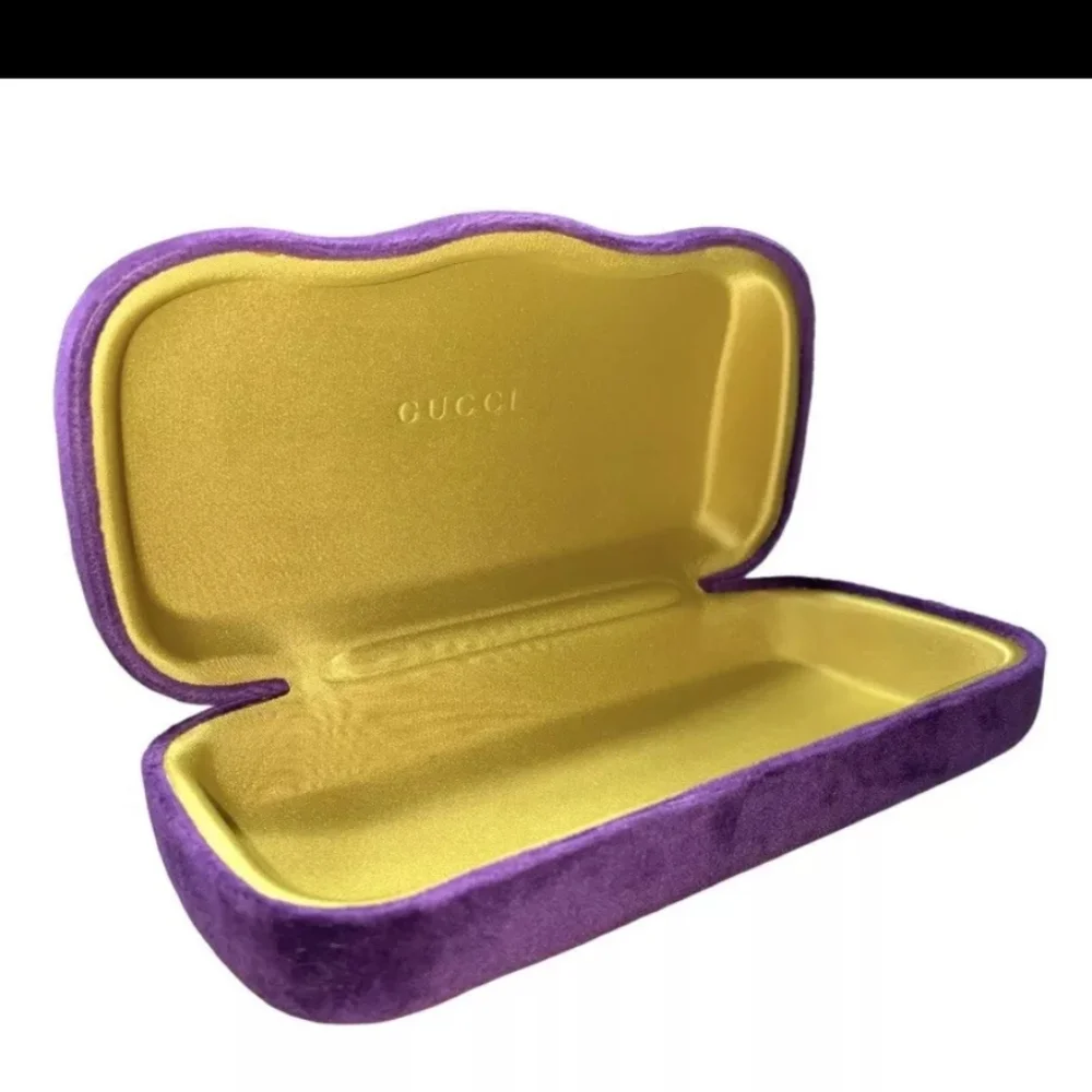 3 PCS AUTHENTIC GUCCI SUN GLASSES CASE DUTS BAG ANY CLOT CLENER